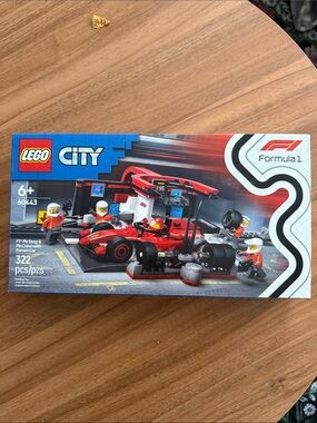 Lego City Red and Black Formula 1 Pit Stop Garage